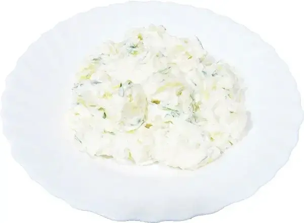 Ensalada de patatas con mayonesa y perejil casera